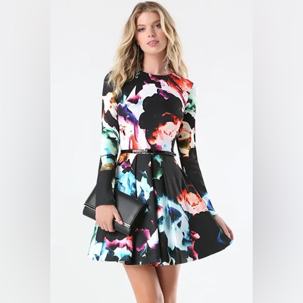 Bebe fit and flare scuba belted dress with all over print